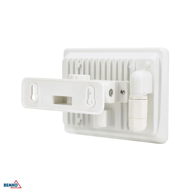 C65-LFX-030WH-4K BEMKO REFLEKTOR LED 30W 4000K 2700lm LFX IP65 BIJELA