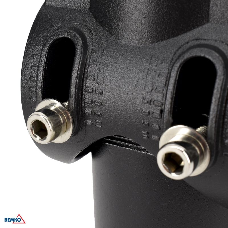 C84-KUL1-60-UR BEMKO ADAPTER KUTNI ZA ULIČNE SVJETILJKE FI60 NA STUP FI60